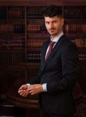 "Inteligenţa Artificială nu trebuie utilizată ca înlocuitor al activităţii avocatului”